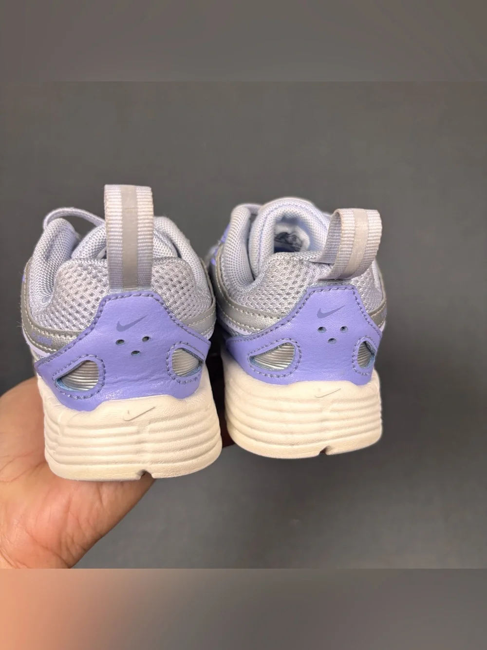 Nike lightweight kids